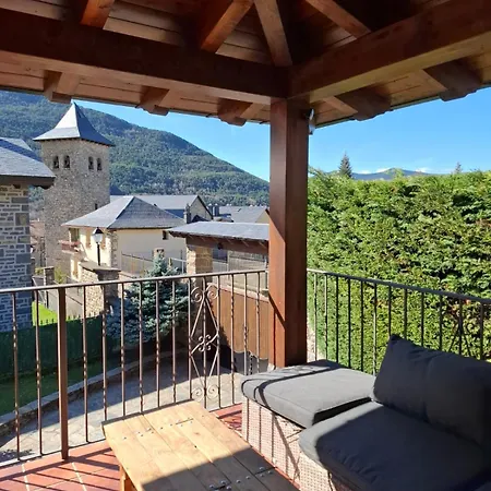 Hébergement de vacances El Balcon De Cotefablo De Montana Con Jardin Y Vistas - Arafita Gavín